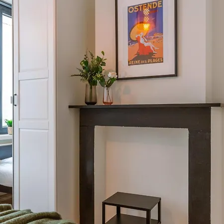 Huswell - Spacious And Warmly Furnished